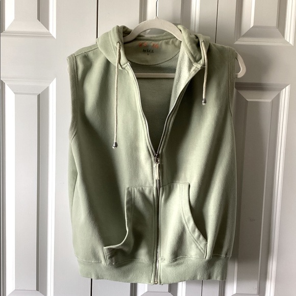 I.C.I. Sleeveless Hoodie. Green  S - Picture 3 of 8